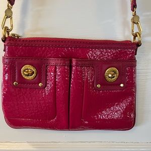 Marc Jacobs hot pink patent leather crossbody/shoulder bag.